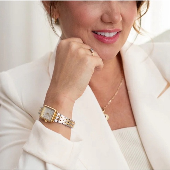 Larsson Jennings Watch Fall 2024 Jilly Box - Picture 3 of 4